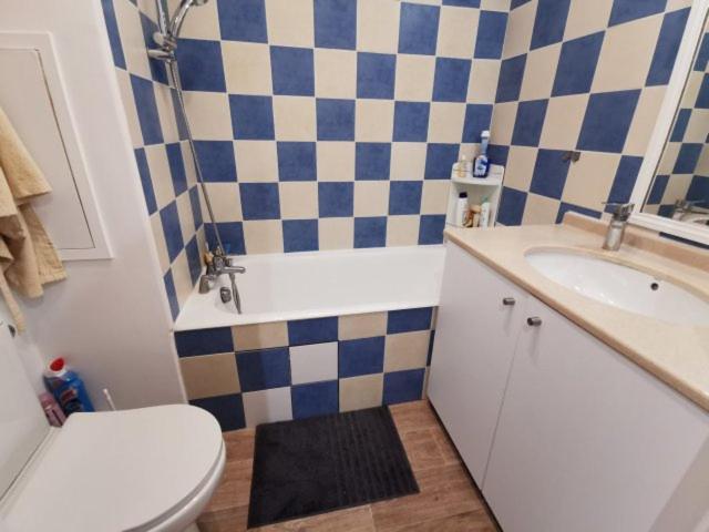 Escapade Au Port Apartment Hyères Екстериор снимка